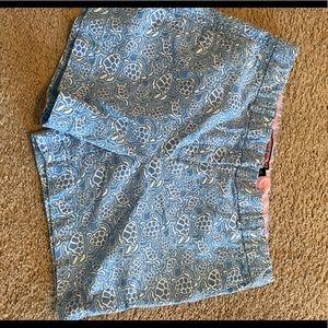 Vineyard Vine blue/white turtle shorts- girls sz14 🐢